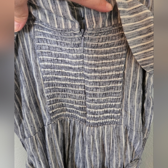 American Eagle Wide Leg Striped Jumpsuit Size 4 - Picture 4 of 9